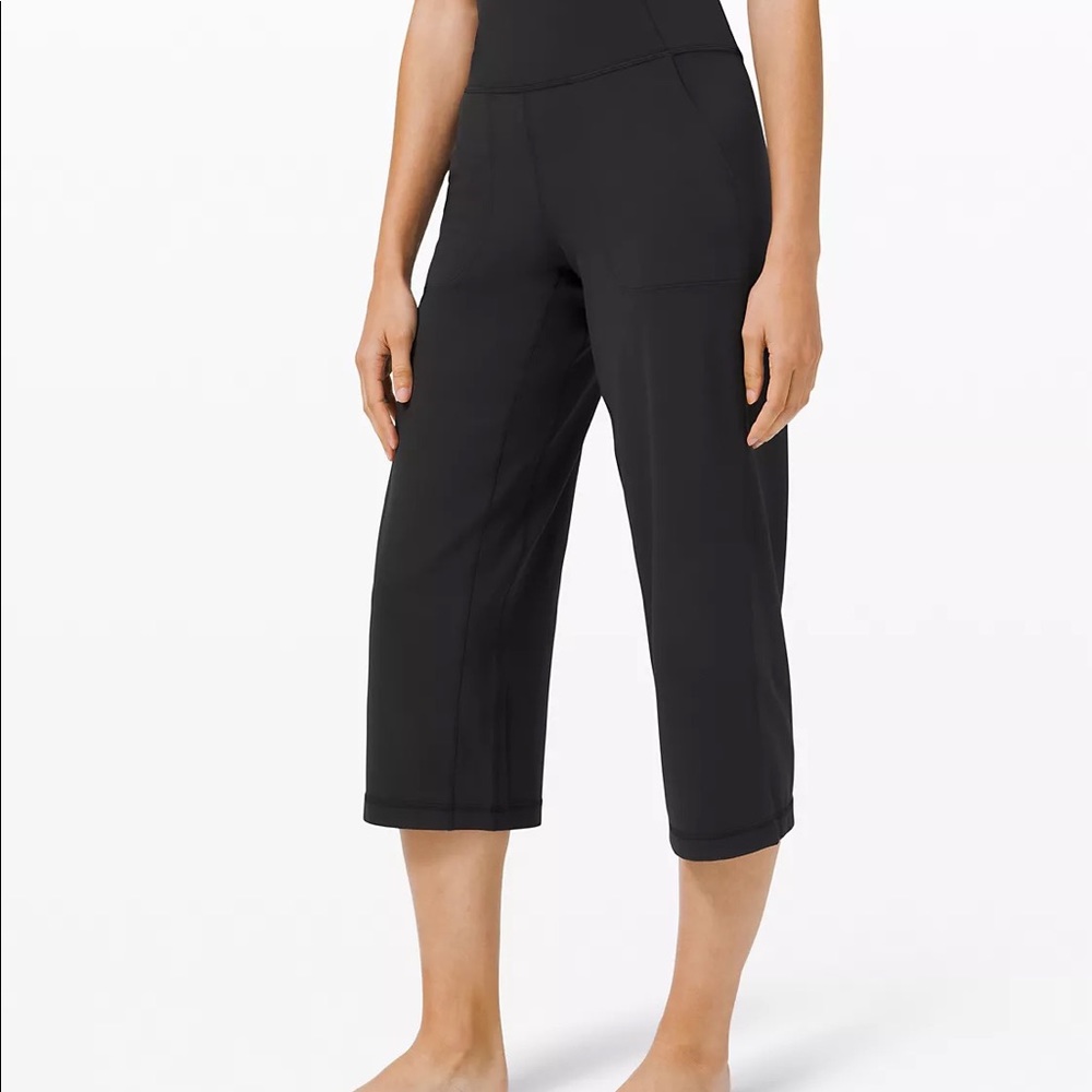 Lululemon Align Wide Leg Crop Legging
